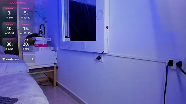 Derieri_Blush webcam