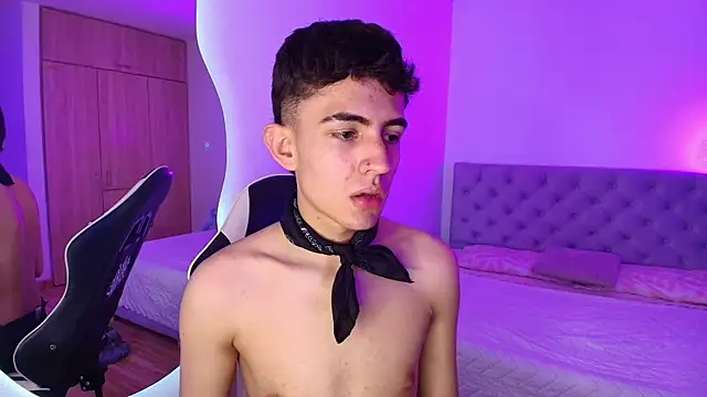 Eithan__wolf webcam