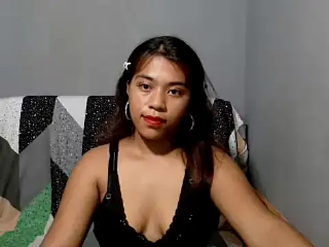 LynsKaye webcam