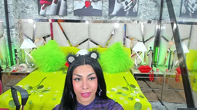 violettaGomez live cam on StripChat