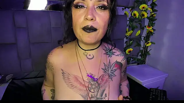 fenix_lilith (F milf) - my second lush in my ass and squirt
