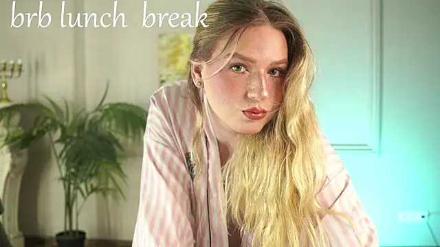 Jes_Solar live cam on StripChat