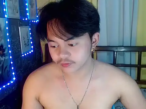 Bigboy_Hiro live cam on StripChat