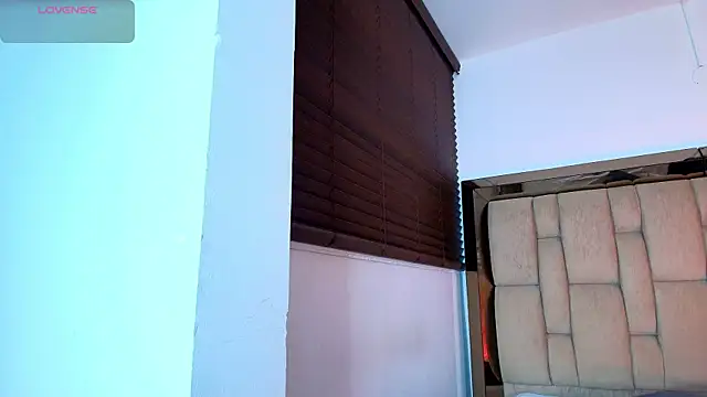 Samy_Grey01 live cam on StripChat