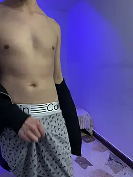 Andy_Norton live cam on StripChat