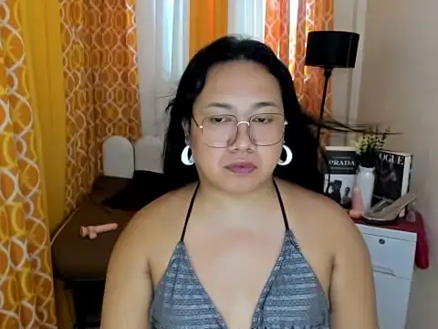 BigCockLexie live cam on StripChat