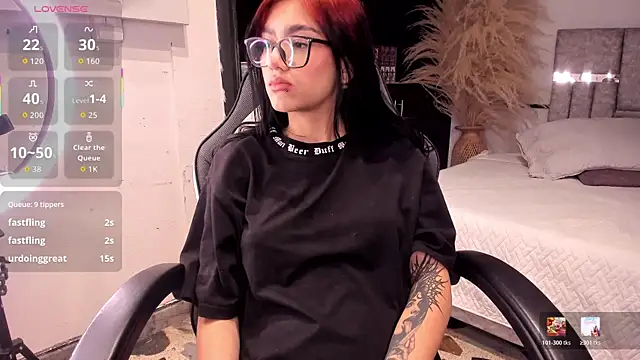 Nezukoo_1 live cam on StripChat