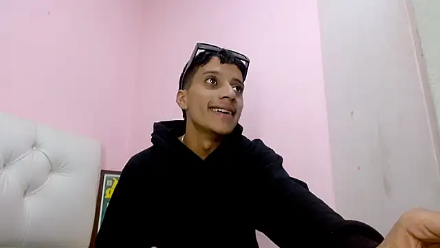 jl_brayan12 live cam on StripChat