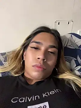 Miss_alcyone live cam on StripChat