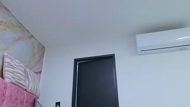 celeste_sea - Celeste_sea's free webcam - UK Sex Cams