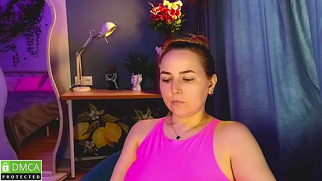 Mira_Mermayd live cam on StripChat