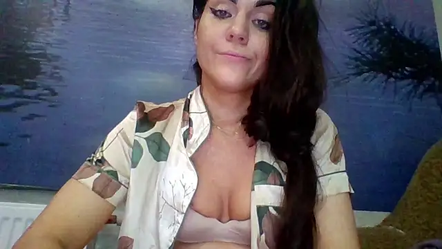 AliceTailor live cam on StripChat