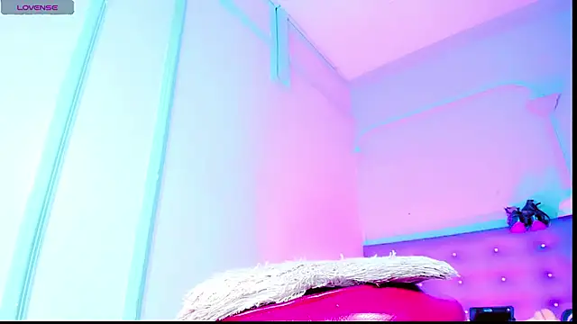 malahya_ live cam on StripChat
