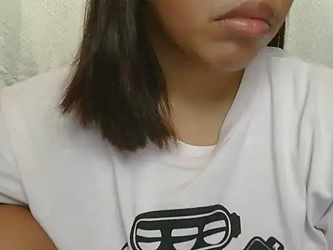 ChubbyButty live cam on StripChat