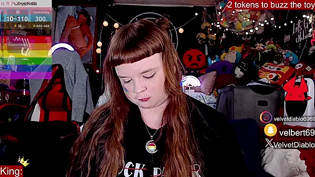 VelvetDiablo webcam
