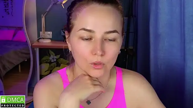 Mira_Mermayd live cam on StripChat