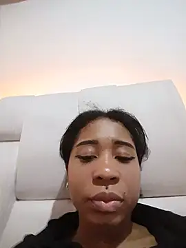 Zaira_Rose_