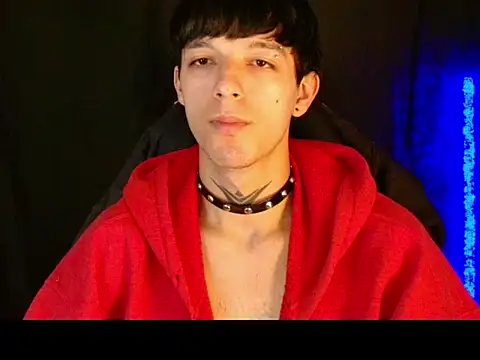 dark_men1 webcam