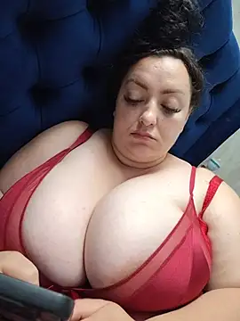 AMYRA_HOT webcam
