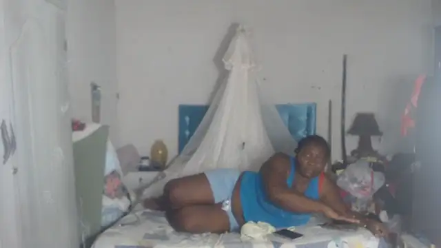 rachelexoticgirl live cam on StripChat