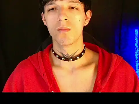 dark_men1 webcam
