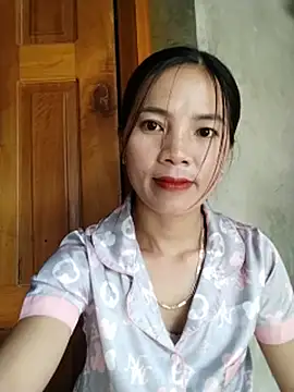 lmc-zz live cam on StripChat