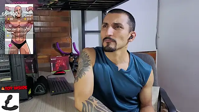 Marck_Muscle webcam