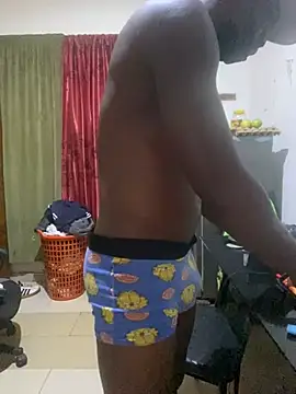 Pornhouse420 live cam on StripChat