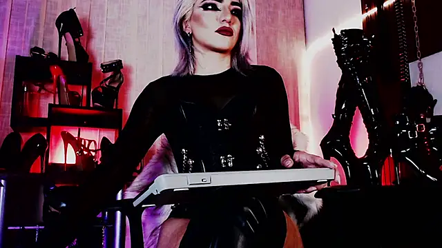 missdarklady webcam