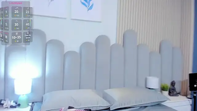 linda_sofi__ webcam