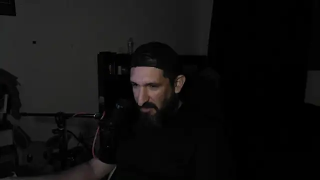 DevilPup75_ webcam