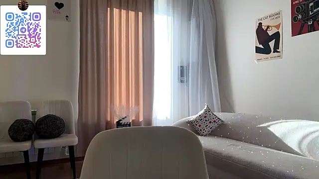 LinaMour webcam