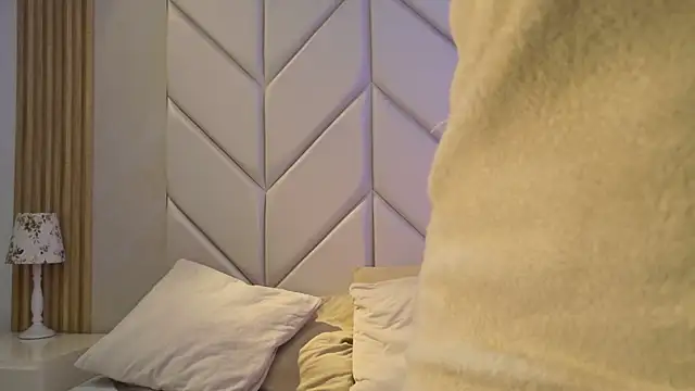 Samantha_Hans live cam on StripChat