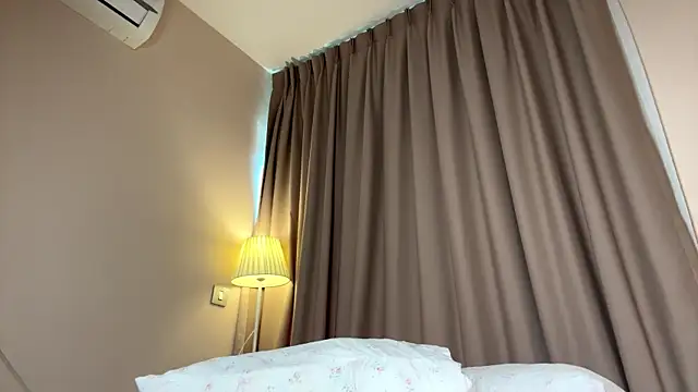 Natasha_babygirl1 webcam