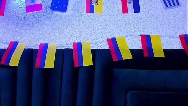VictoriaRouge_ webcam
