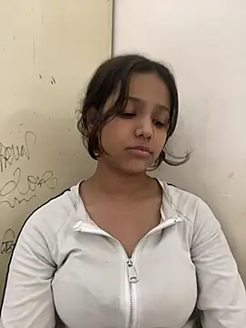 sanjna0122 webcam