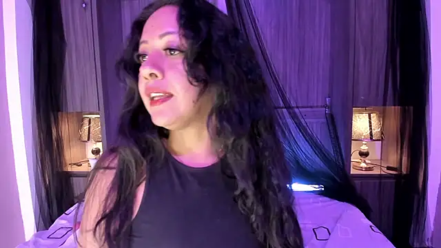 AllieBennet webcam
