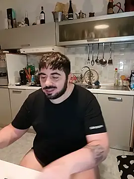 bear_skinny webcam