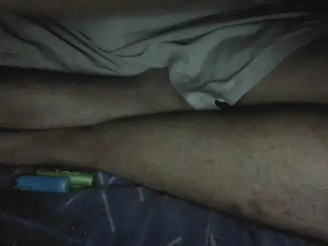 Me1L4Zqu1 live cam on StripChat