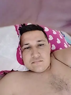 Kkjjjjnbbj live cam on StripChat