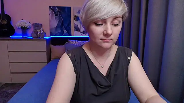 BlondPearl webcam