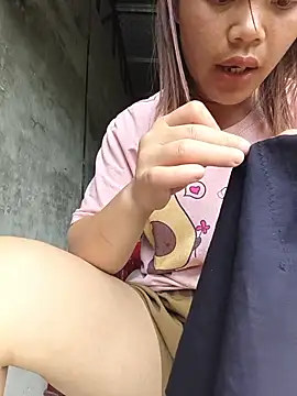 Emma-sin live cam on StripChat
