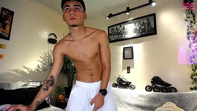 tiancam live cam on StripChat