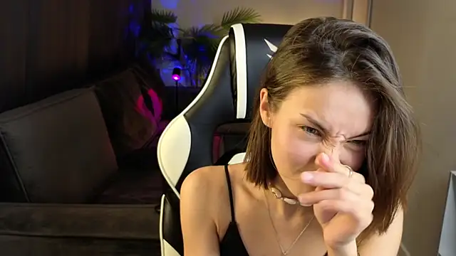Leslie_Scott live cam on StripChat