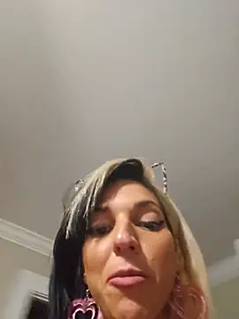 lil_jiggly webcam