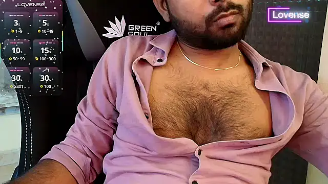 SilverShade3 live cam on StripChat