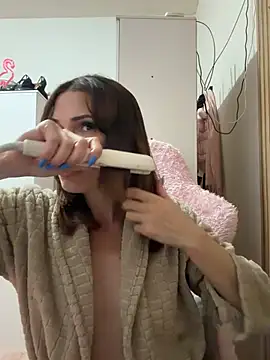 Irresistible24 webcam
