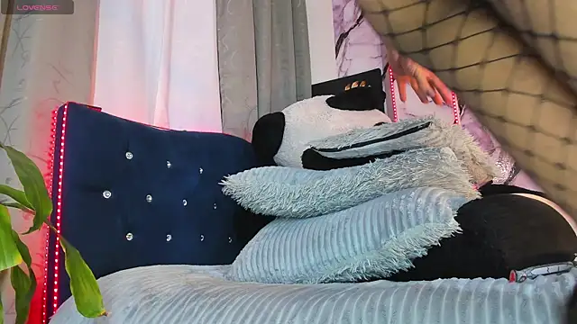 Missisabella_ webcam