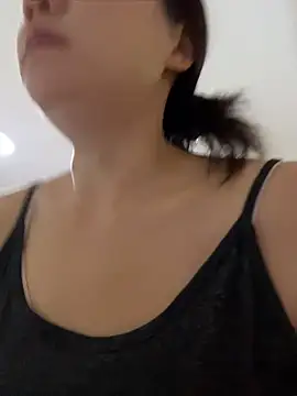 xiaochengzi505 live cam on StripChat