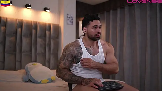 john_king29 live cam on StripChat